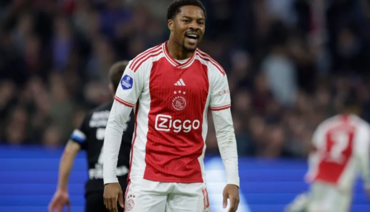 Eguavoen Discloses Super Eagles Strategy For Akpom, Dessers Ahead Of Next Year's Exhibition Games