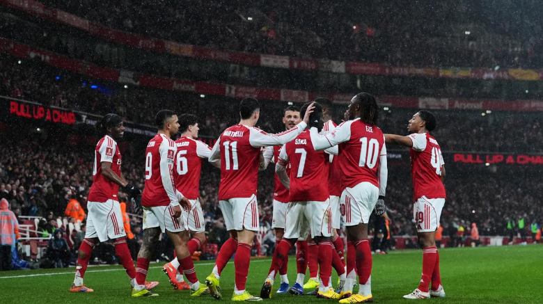 GUNNERS PUT FOUR PAST STRUGGLING WIGAN IN EMIRATES CRUISE – WITH EZE PULLING THE STRINGS