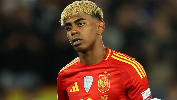 Spain's World Cup Plans Hit as Star Striker Samu Aghehowa Ruled Out With Cruel ACL Blow