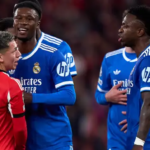 GOV PROBE: VINNY RACE ROW ROCKS BENFICA